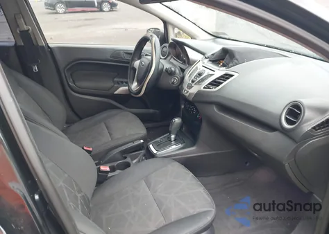 2011 Ford Fiesta Se z USA, uszkodzony, nr VIN 3FADP4EJ8BM225486